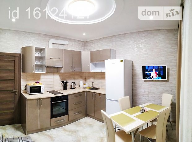 Снять квартиру в Одессе на ул. Генуэзская 3 за 8794 грн. 