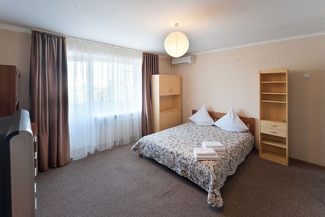 Rent daily an apartment in Zaporizhzhia on the St. Shturmova 9- per 450 uah. 