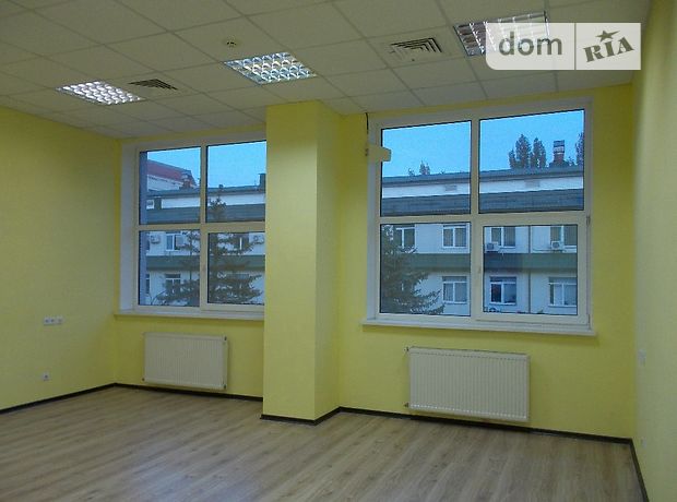 Rent an office in Kyiv on the St. Yuriia Illienka 81а per 15500 uah. 
