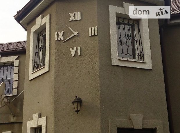 Rent daily a house in Zaporizhzhia on the St. Kostiantyna Velykoho 3 per 2000 uah. 