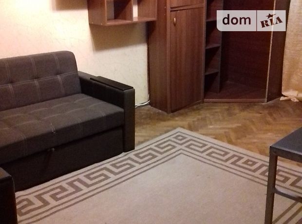 Rent daily an apartment in Kyiv on the lane Politekhnichnyi per 600 uah. 