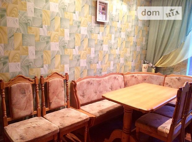 Снять квартиру в Киеве на проспект Лобановского Валерия за 17500 грн. 