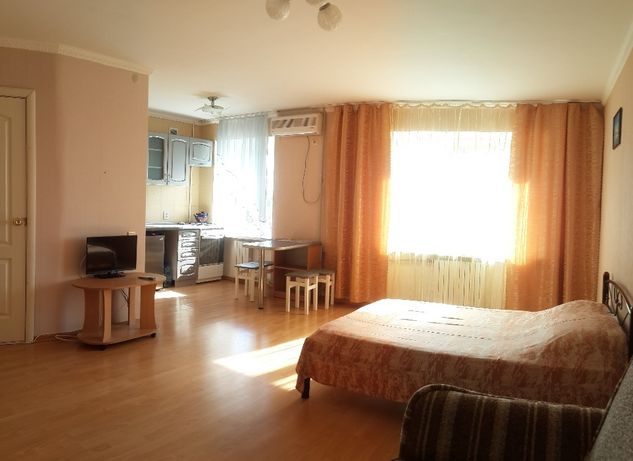 Rent daily an apartment in Berdiansk on the St. Horkoho 43-в per 270 uah. 