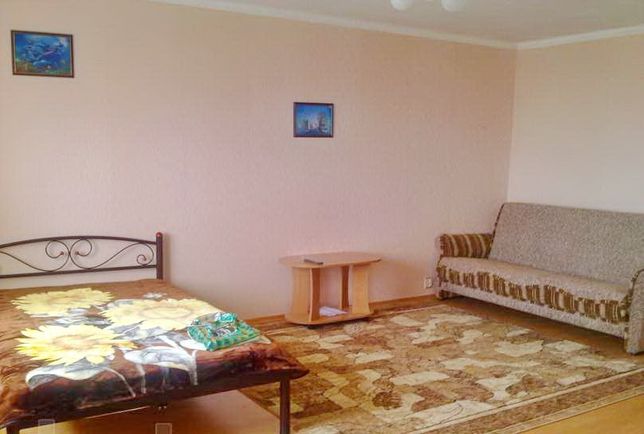 Зняти подобово квартиру в Бердянську на вул. Горького 43-в за 270 грн. 