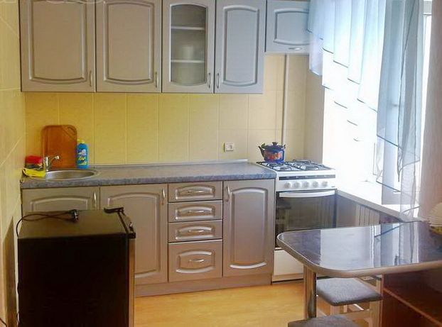 Rent daily an apartment in Berdiansk on the St. Horkoho 43-в per 270 uah. 
