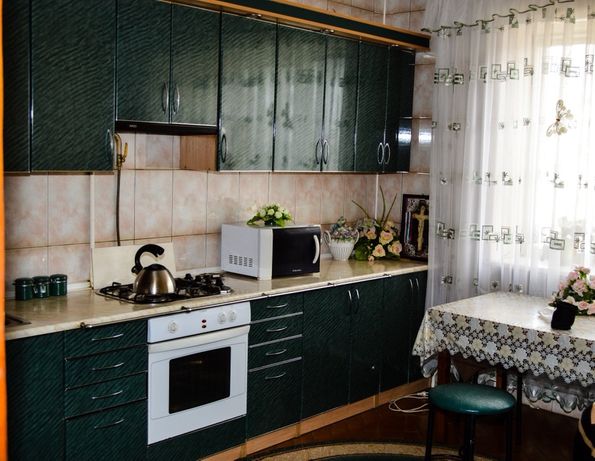 Rent a room in Chernivtsi per 2500 uah. 