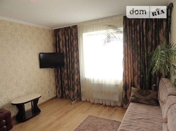 Rent daily an apartment in Vinnytsia on the St. Keletska per 650 uah. 