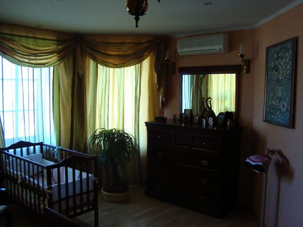 Rent an apartment in Sumy on the St. Petropavlivska per 13000 uah. 