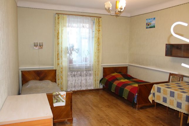 Rent a room in Kyiv on the St. Boryspilska 2500г per 2500 uah. 