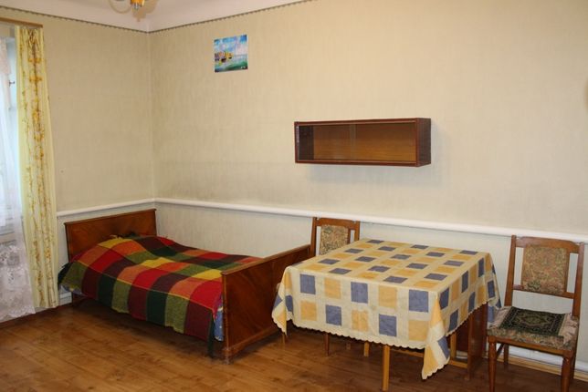 Rent a room in Kyiv on the St. Boryspilska 2500г per 2500 uah. 