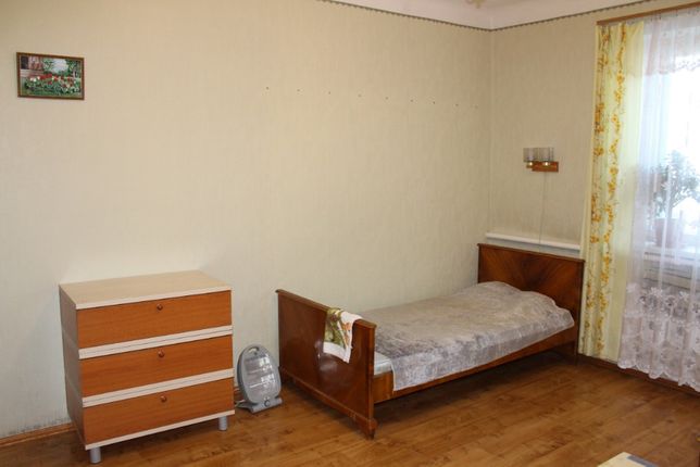 Rent a room in Kyiv on the St. Boryspilska 2500г per 2500 uah. 