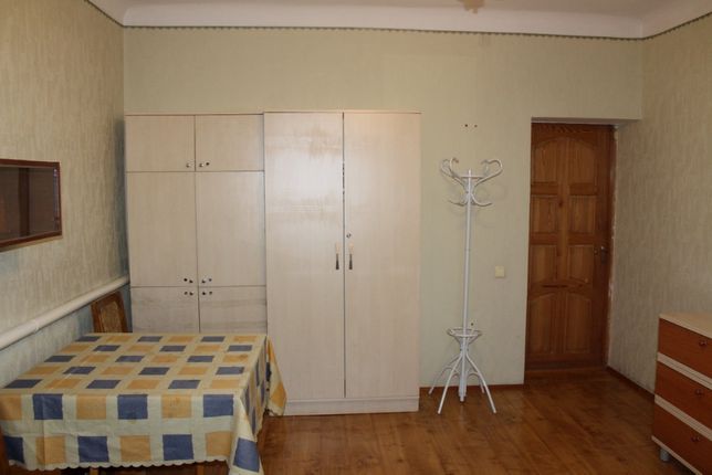 Rent a room in Kyiv on the St. Boryspilska 2500г per 2500 uah. 