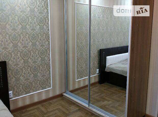 Rent an apartment in Kyiv near Metro Petrivka per 13500 uah. 