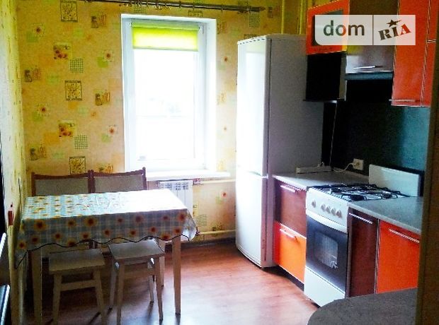 Снять квартиру в Киеве на ул. Ревуцкого 8 за 9500 грн. 