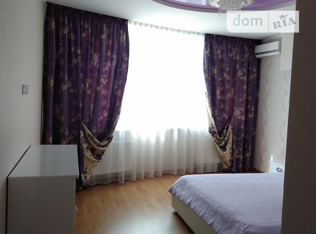Rent an apartment in Kyiv on the Avenue Lobanovskoho Valeriia per 18500 uah. 