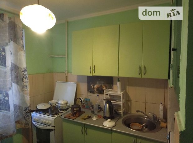 Rent an apartment in Kyiv on the St. Koncha Ozerna 20 per 10000 uah. 