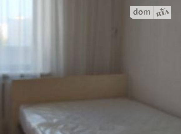 Rent an apartment in Kyiv on the St. Tymoshenka marshala per 15000 uah. 