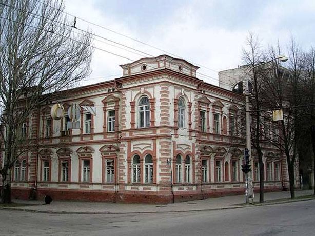 Rent daily an apartment in Zaporizhzhia on the Avenue Sobornyi per 600 uah. 