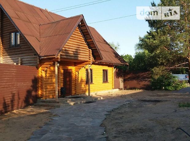Снять посуточно дом в Киеве на ул. Бассейная 3 за 5000 грн. 