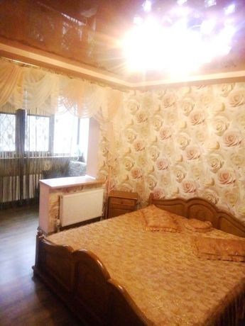 Снять посуточно комнату в Одессе на ул. Дерибасовская 10-11 за 350 грн. 