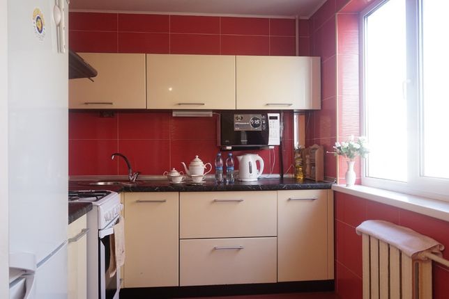 Rent daily an apartment in Kharkiv on the St. Velyka Honcharivska per 650 uah. 