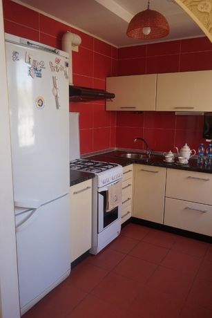 Rent daily an apartment in Kharkiv on the St. Velyka Honcharivska per 650 uah. 