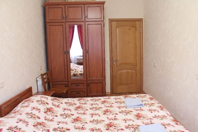 Rent daily an apartment in Berdiansk on the St. Horkoho 1 per 290 uah. 