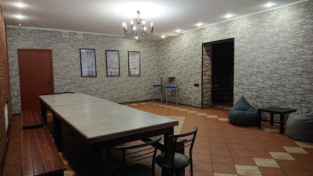 Rent daily a house in Kharkiv on the St. Baseina 2 per 3300 uah. 