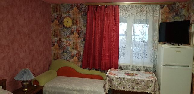 Rent daily a room in Mariupol on the St. Velyka Morska 49 per 300 uah. 