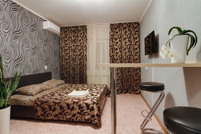 Rent daily an apartment in Kharkiv on the St. Vladyslava Zubenka per 350 uah. 