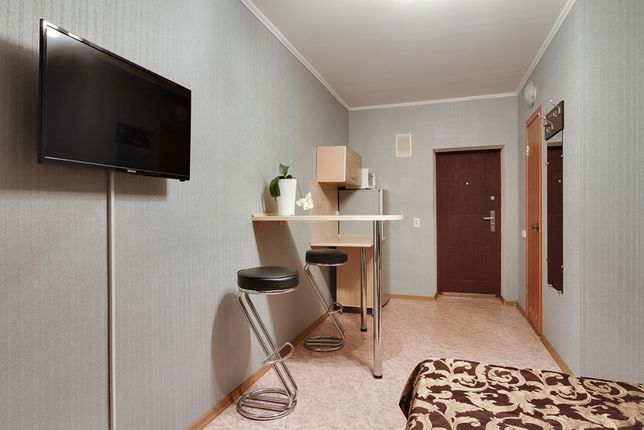 Rent daily an apartment in Kharkiv on the St. Vladyslava Zubenka per 350 uah. 