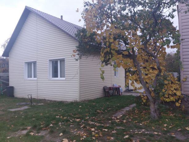 Rent daily a house in Kyiv on the St. Velyka Vasylkivska per 2000 uah. 