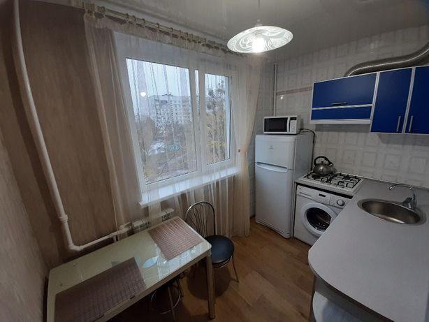Rent daily an apartment in Kharkiv in Nemyshlianskyi district per 550 uah. 