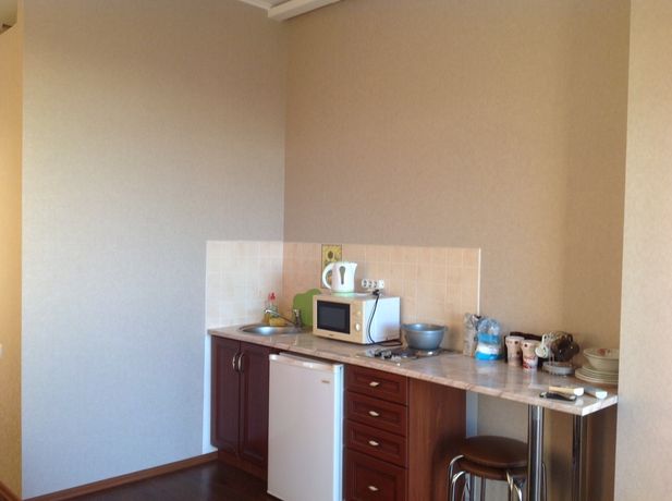 Rent daily an apartment in Odesa on the Viry Kholodnoi square per 350 uah. 