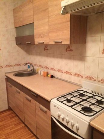 Rent daily an apartment in Vinnytsia on the Vrozhainyi passage 3 per 250 uah. 