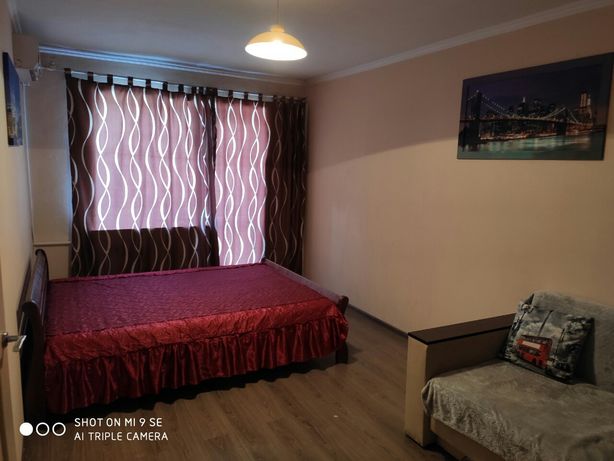 Rent daily an apartment in Vinnytsia on the lane 1-i Pyrohova 600- per 280 uah. 