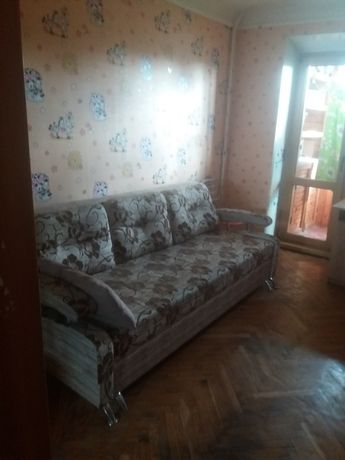 Rent a room in Kyiv on the Demiivska square 10 per 6500 uah. 