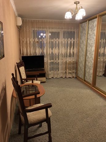 Rent an apartment in Dnipro on the Avenue Oleksandra Polia per 7000 uah. 