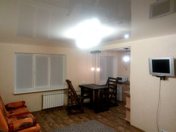 Rent daily an apartment in Kryvyi Rih on the St. Vitaliia Matusevycha 97 per 250 uah. 