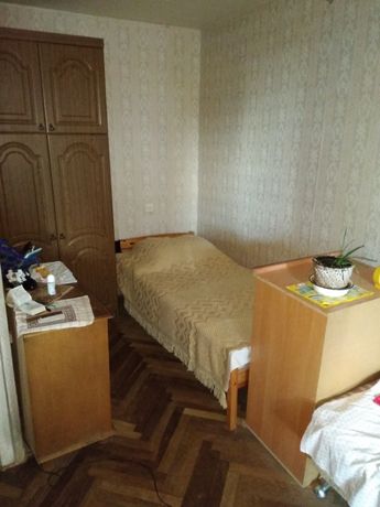 Зняти кімнату в Києві на Лесі Українки площа за 2500 грн. 