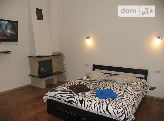 Rent daily an apartment in Lviv on the St. Ivana Franka per 700 uah. 