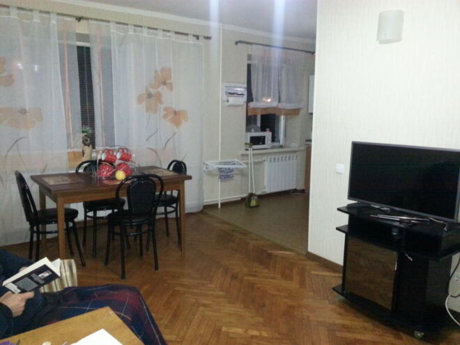 Rent an apartment in Kharkiv on the Avenue Nauky 23 per $500 