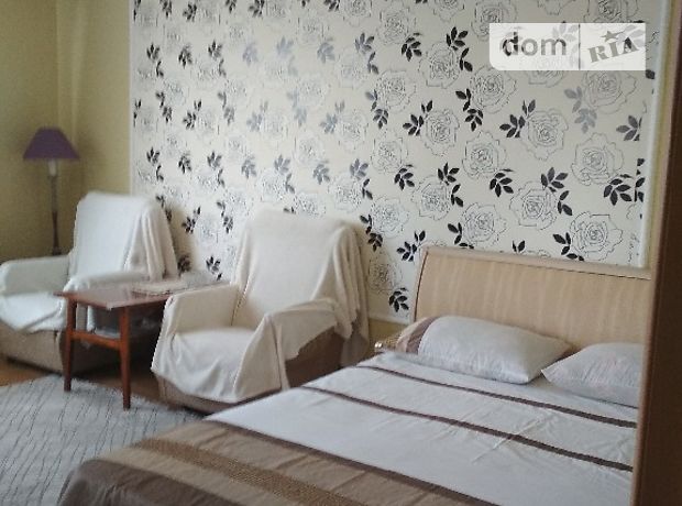 Rent daily an apartment in Lviv on the St. Manastyrskoho per 450 uah. 