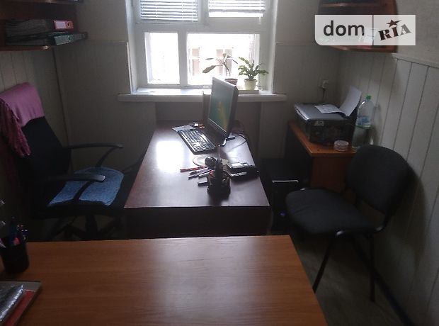 Rent an office in Dnipro per 1800 uah. 