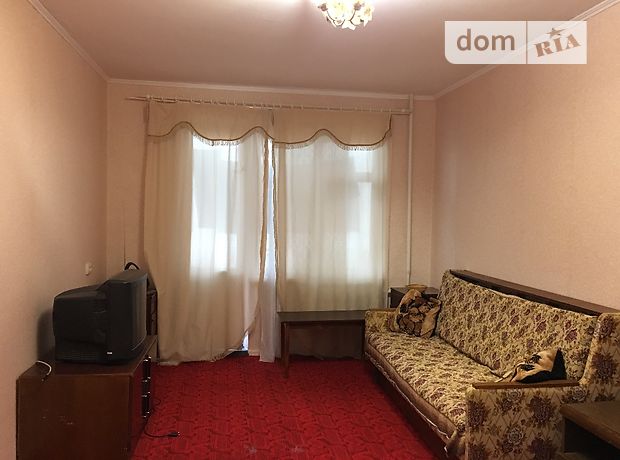 Зняти подобово квартиру в Полтаві на вул. Героїв Сталінграду 15 за 400 грн. 