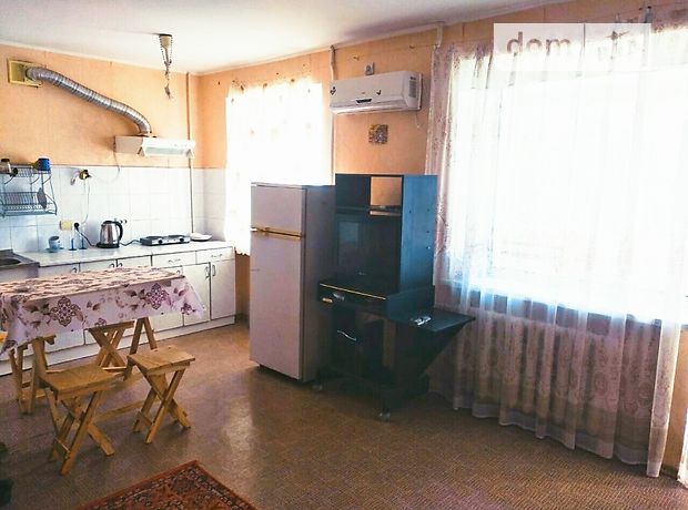Rent an apartment in Berdiansk on the St. Perlynna per 2500 uah. 