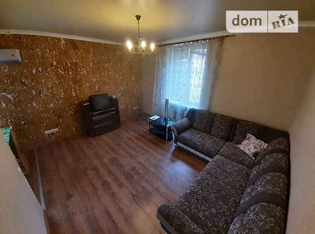 Rent daily an apartment in Kryvyi Rih on the Avenue Haharina per 500 uah. 