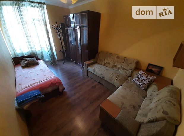 Rent daily an apartment in Kryvyi Rih on the Avenue Haharina per 500 uah. 