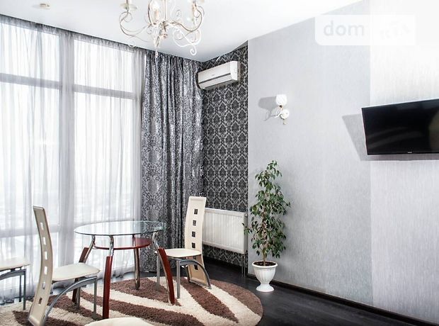 Rent daily a room in Kharkiv on the St. Klochkivska per 1800 uah. 