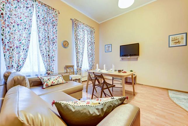 Rent daily an apartment in Kharkiv on the St. Pushkinska 2 per 1000 uah. 
